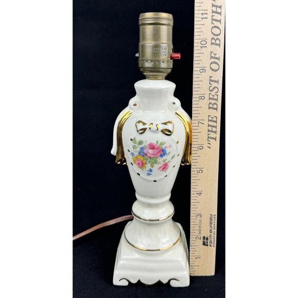 Vintage Ceramic Table Lamp Boudoir Floral Design Gold Accents 5 ft Power Cord - Picture 10 of 12